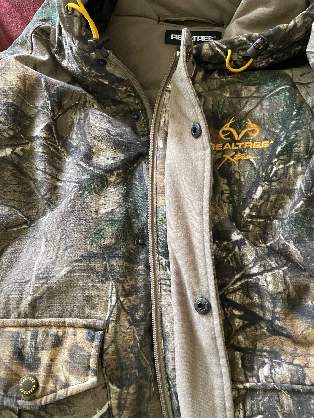 Realtree Camouflage Hooded Hunting Jacket   Size M - Picture 7 of 9